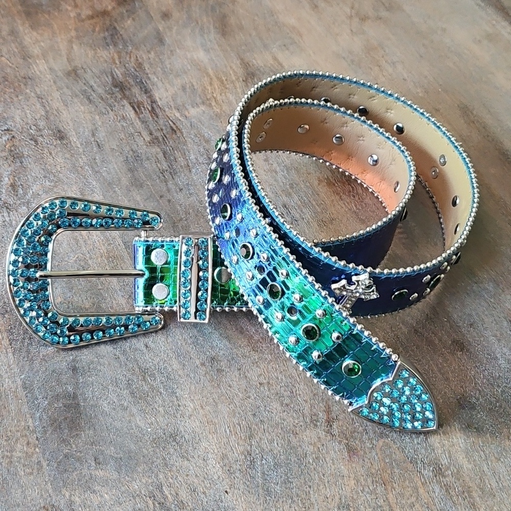 NWT Green Western Rhinestone Cross Concho Studded Alligator iridescent Belt